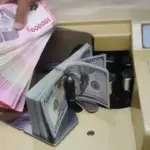 Rupiah Menguat Setelah Pemerintah Pangkas Anggaran dan Tepis Pinjaman IMF