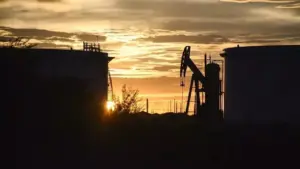 Soroti Rincian Kesepakatan, Harga Minyak Ambles 5% Sentuh Level Terendah 3 Bulan