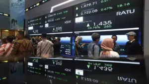 IHSG Melemah di Awal Sesi, Tiga Saham Justru Mentok Auto Rejection Atas