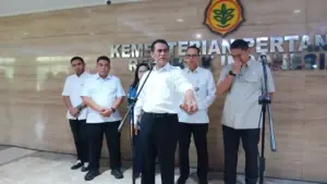 Mentan Dorong Menu MBG Tambah Telur dan Ayam Jadi Tiga Kali Seminggu