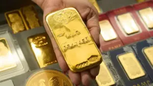 Analis: Harga Emas Tertekan Jangka Menengah Akibat Gejolak Politik dan Kebijakan The Fed