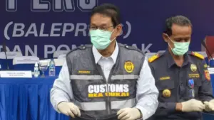 Purbaya Tegaskan Importir Pakaian Bekas Ilegal Akan Diproses Hukum