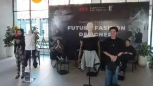 Arron Bryan Jawara Future Fashion Designer 2026, Tunjukkan Konsistensi Karya Berbasis Budaya Papua