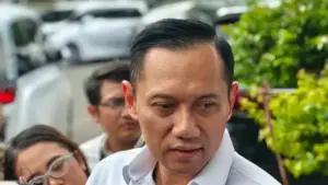 AHY: Kemacetan, Banjir, dan Sampah Jadi Tiga Keluhan Besar Wisatawan
